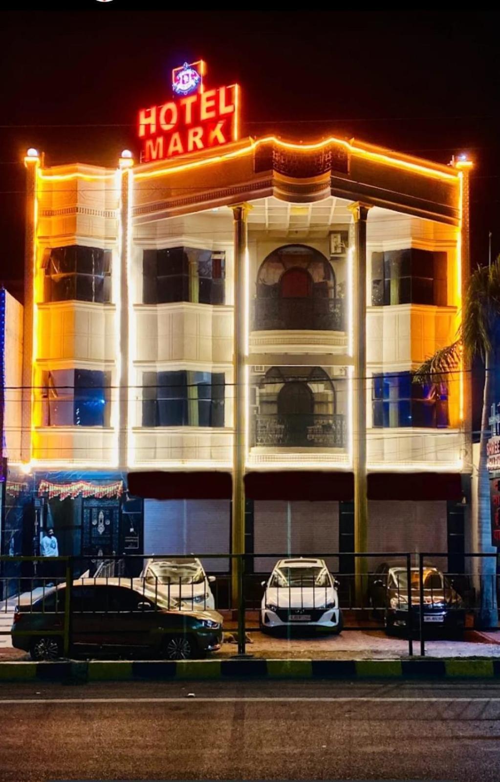Hotel Mark Ujjain Exterior foto